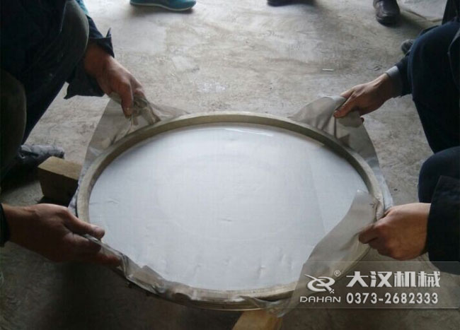 超聲波振動(dòng)篩換網(wǎng)步驟5 超聲波振動(dòng)篩換網(wǎng)步驟5